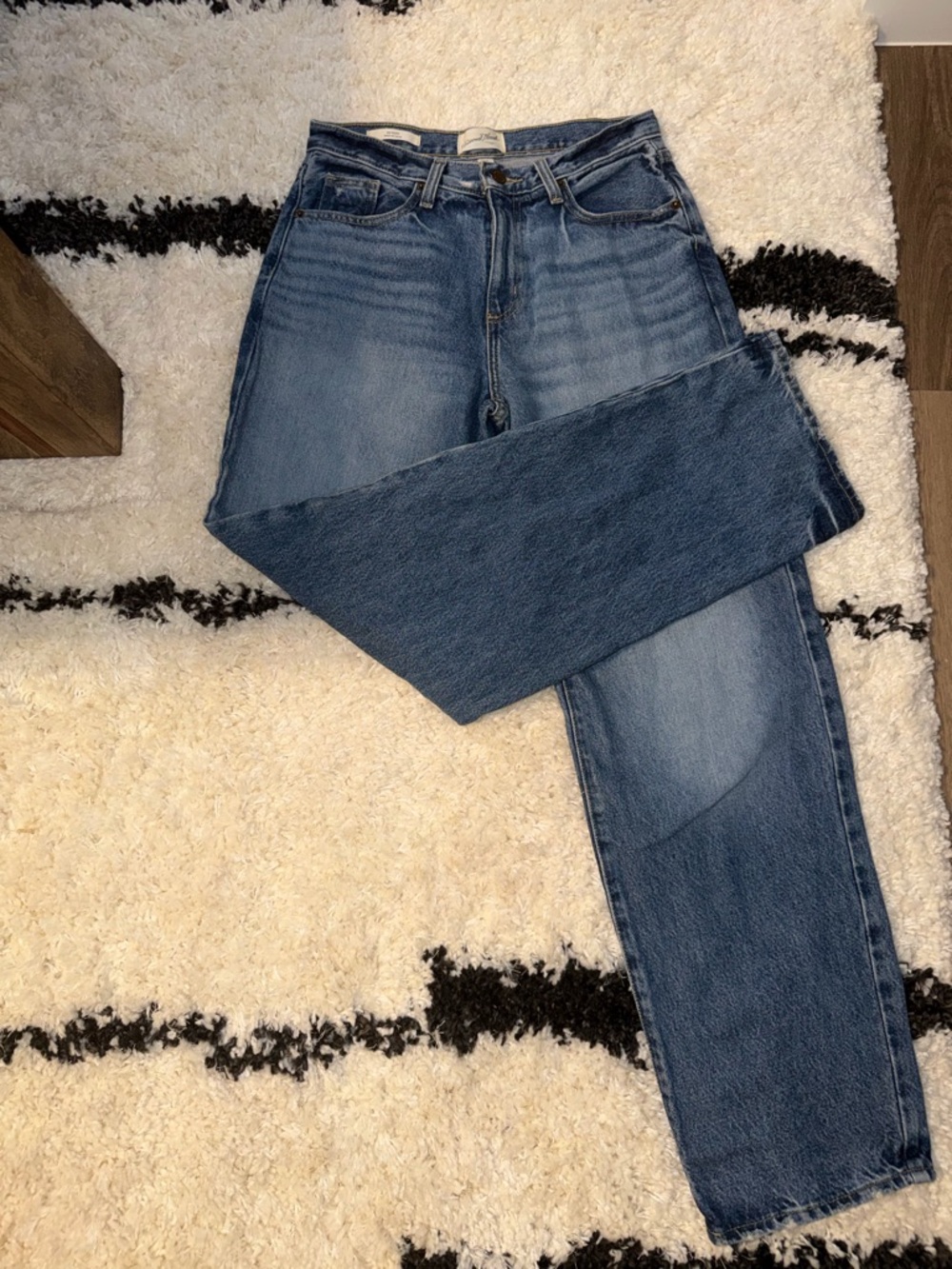 Women’s Baggy Jeans